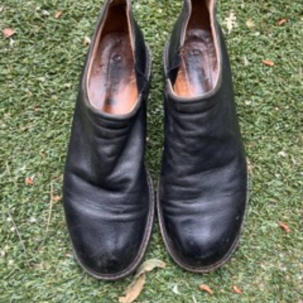 Jenny B Men's Slip-On Leather shoe